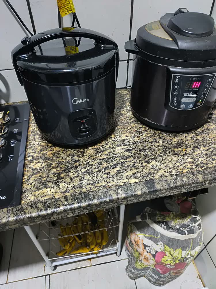 foto de Panela De Arroz Elétrica 5L Midea 7 Xícaras Cozimento A Vapor