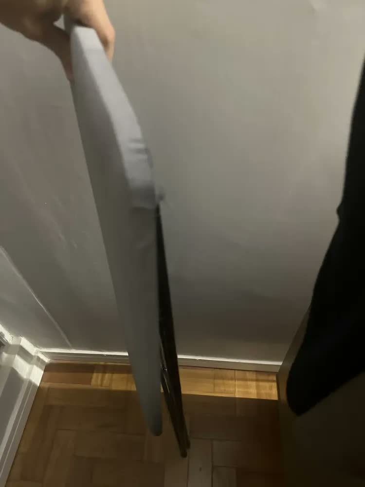 foto de Tabua De Passar Roupa Reforçada Profissional Compacta De Aço Cor Cinza Lisa