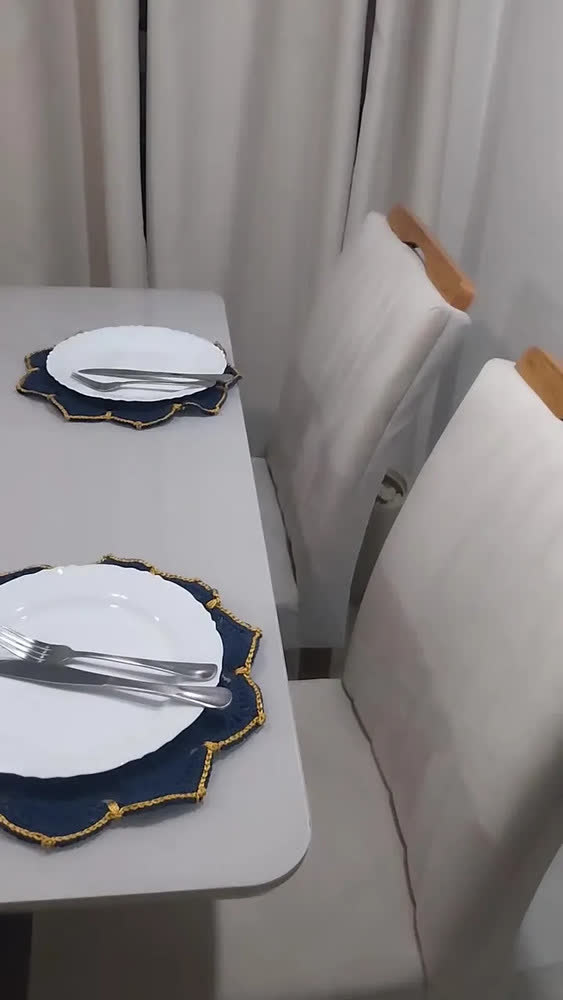 foto de Conjunto Mesa Jantar Vidro 4 Cadeiras Madeira Cinza Kyra Cel Móveis