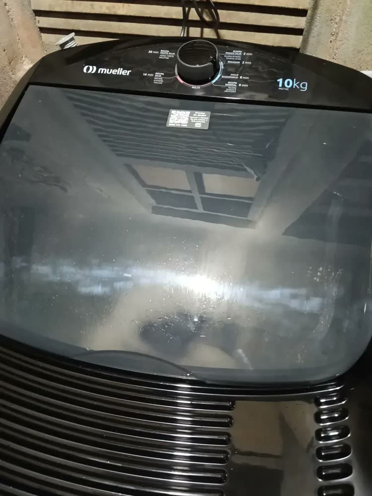 foto de Tanquinho De Lavar Roupa Mueller 10 Kg Com Superesfregador Cor Preto