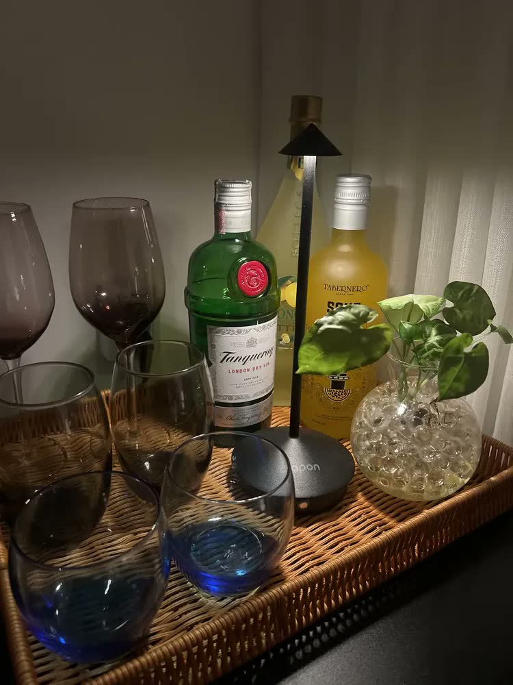 foto de Luminária De Mesa Dapon Dp062 Portátil 3 Níveis De Luz Cor Preto