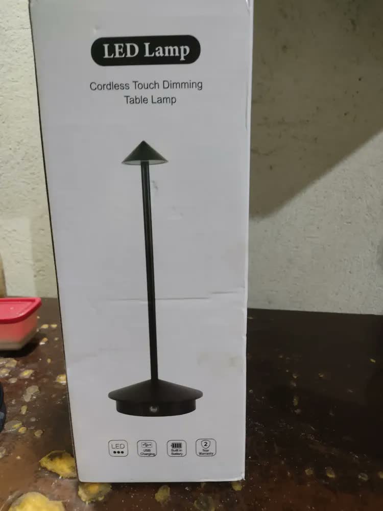foto de Luminária De Mesa Dapon Dp062 Portátil 3 Níveis De Luz Cor Marrom