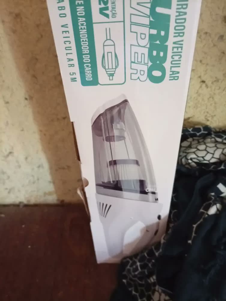 foto de Aspirador de Pó Para Carro Portátil Automotivo Artiko Turbo Wiper 100W com Lanterna A00440