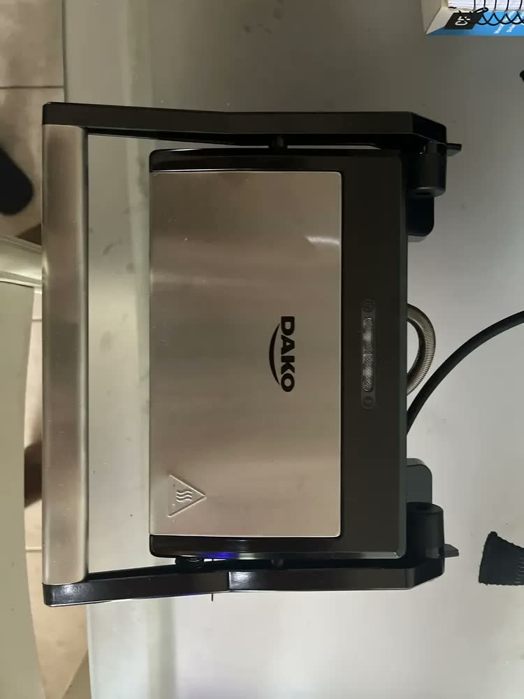 foto de Sanduicheira E Grill 2 Em 1 Elétrico Dako Potência 1000w Cor Inox