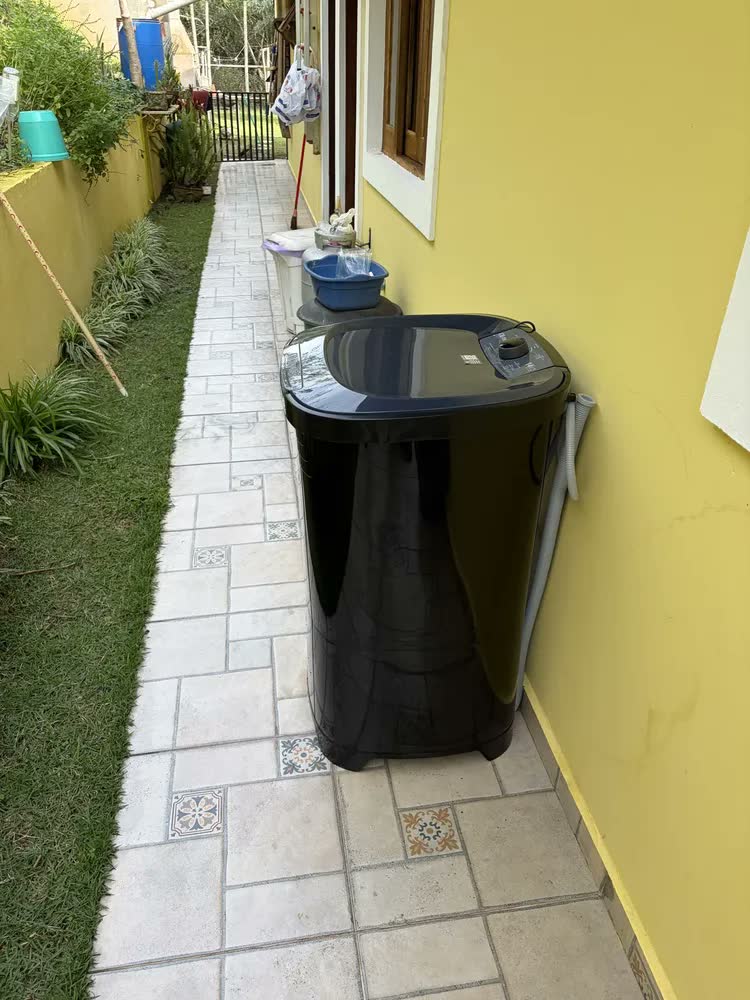 foto de Tanquinho De Lavar Roupa Mueller 14 Kg Semiautomático Mlt14b Cor Branco