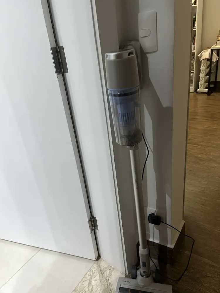 foto de Aspirador De Pó Vertical Série 2000 Philips 21,6v Cinza