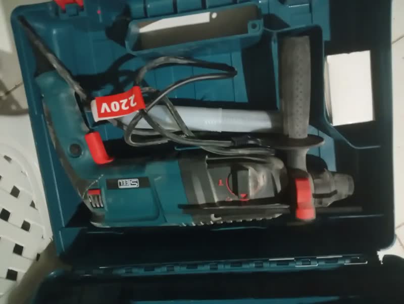 foto de Furadeira De Impacto Martelete Rompedor 1000w Reversível