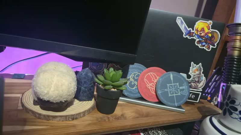 foto de Suporte Alumínio Vertical Para Notebook E Tablte Su-253 Cor Cinza-escuro