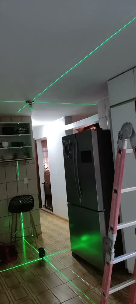 foto de Kit Nível A Laser Verde 12 Linhas Esquadro + Suporte + Tripé Recarregavel Profissional Prumo Autonivelante Nano Bateria