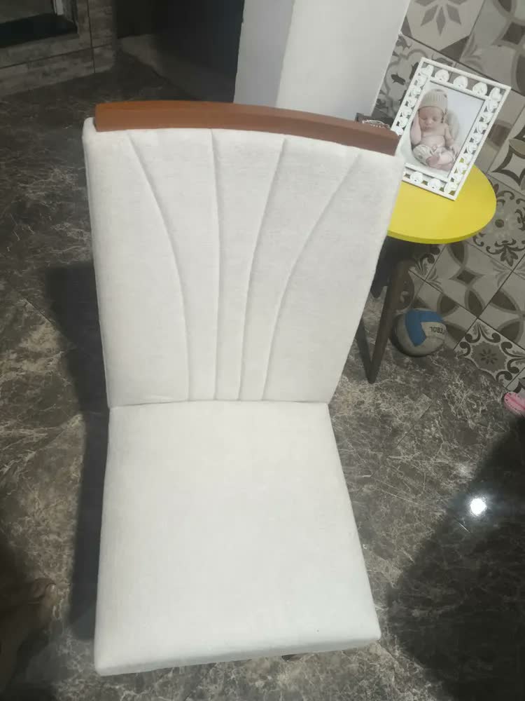 foto de Conjunto Sala De Jantar Mesa Easy Pop 120x80 4 Cad Confort