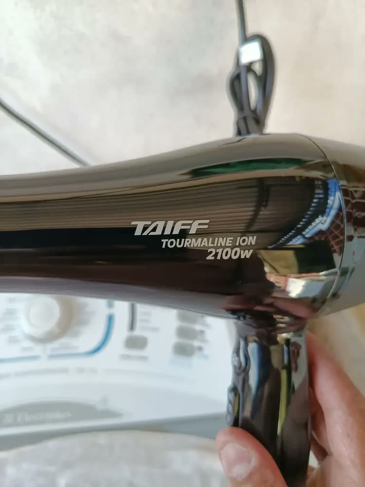 foto de Secador de Cabelo Taiff Tourmaline 2100w Profissional Cor Preto