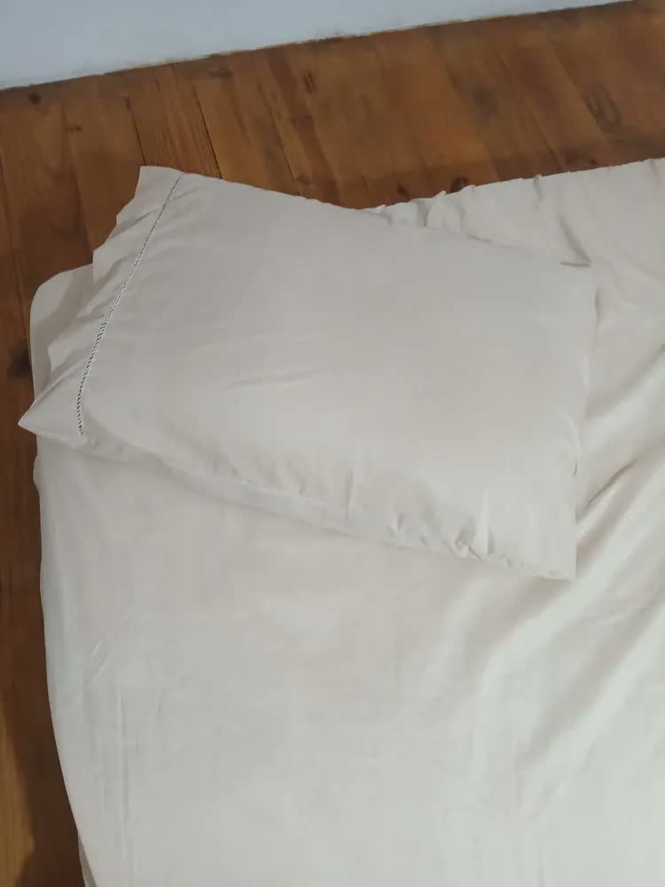 foto de Kit 2 Travesseiro Fibra Siliconada Perfil Baixo Antialérgico Conforto Suave Suporte Macio Cervical Premium
