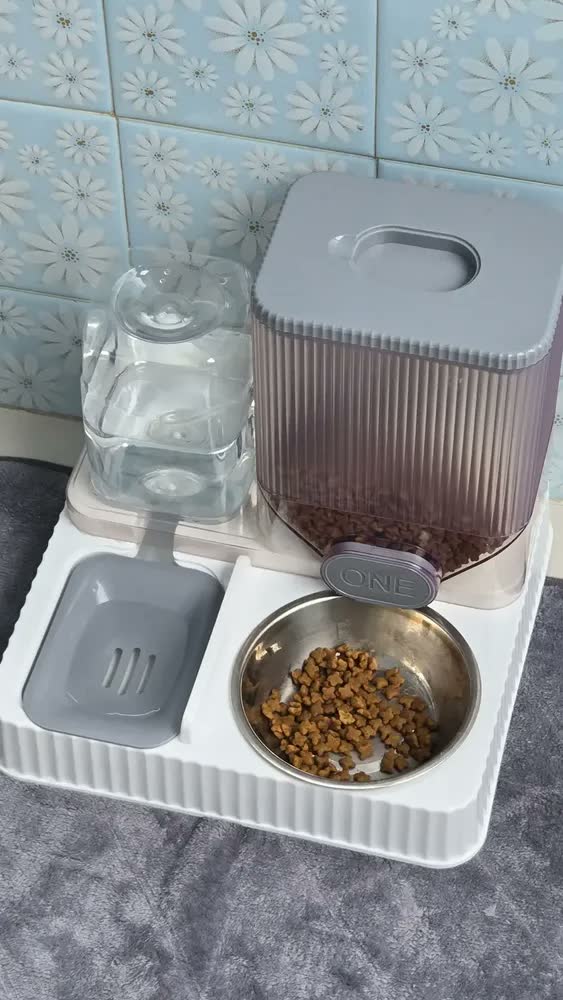 foto de Bebedouro E Comedouro Alimentador Automático Gravidade Pet Cor Rosa