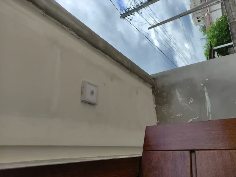 foto de Plafon LED LuxLite 12W Quadrado Sobrepor Branco Quente Sensor Presença