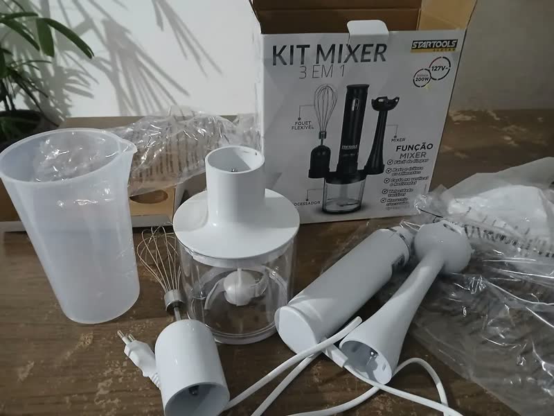 foto de Mixer 3em1 Startools Alta Eficiência Com Batedor Triturador Cor Preto ou Branco