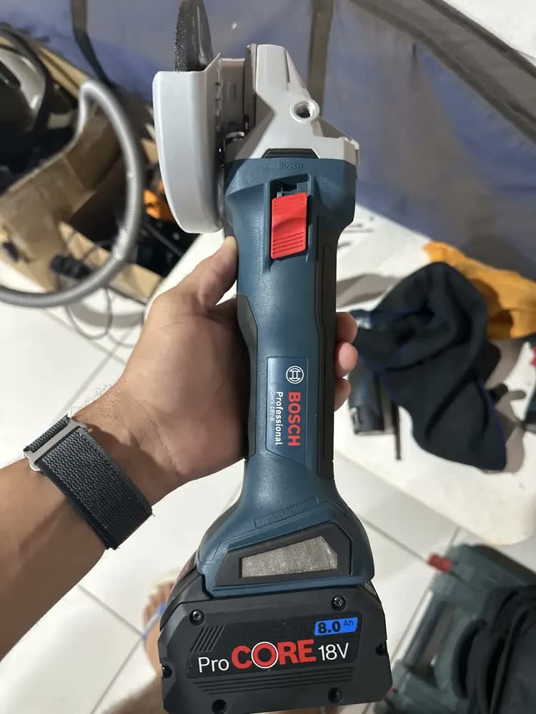 foto de Esmerilhadeira 5 Pol Gws 8 Sb Bosch Somente Máquina