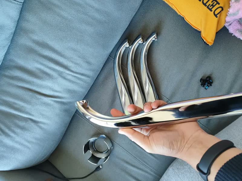 foto de Cadeira De Escritório Ergonômica Mônaco WT07 Luvinco Malha Respirável Com Suporte Lombar Adaptável Apoio Para Pés Retrátil Encosto Ajustável Seis Posições Cor Cinza Suporta 200kg