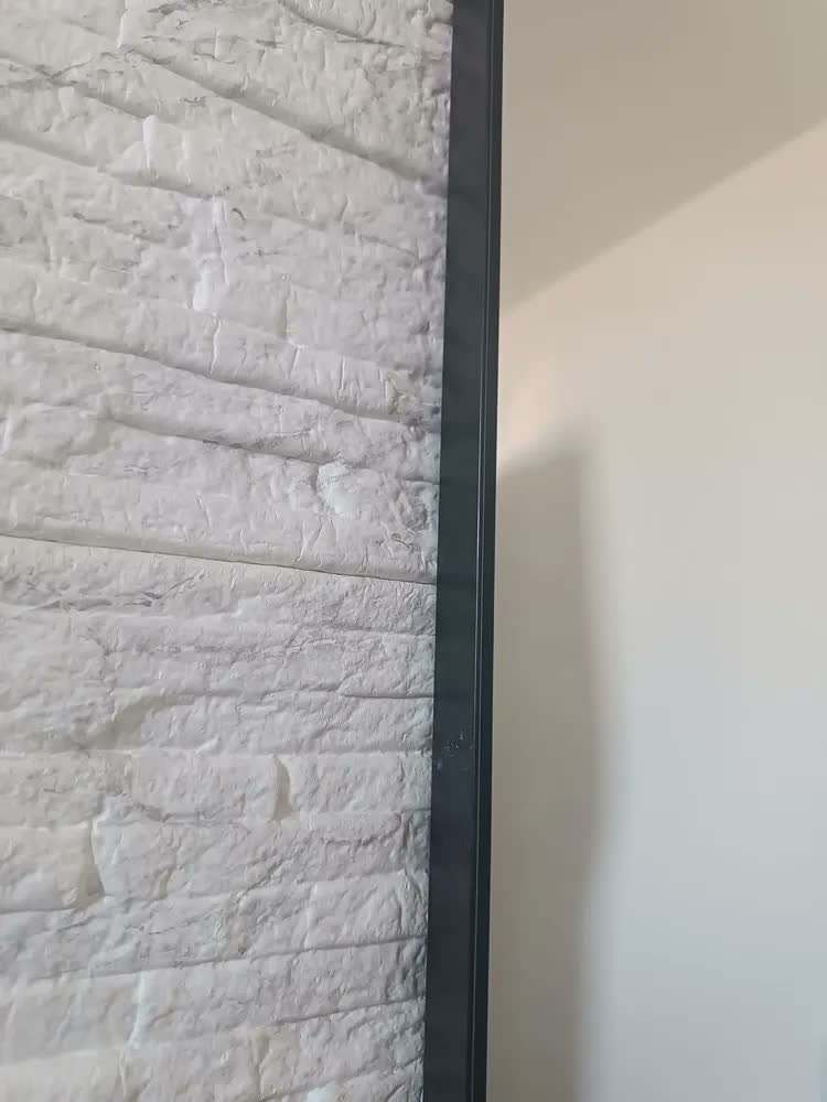 foto de Espelho Retangular Quadrado Com Moldura Metal 100x90 Largo Moldura Preto