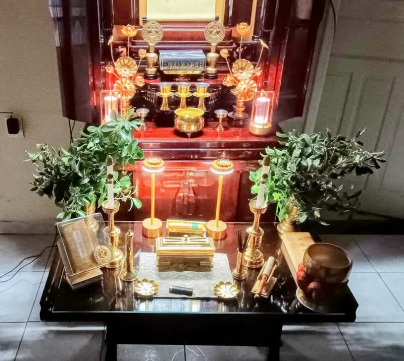 foto de Abajur Luminária Touch Recarregável Sem Fio Três Cores Mesa