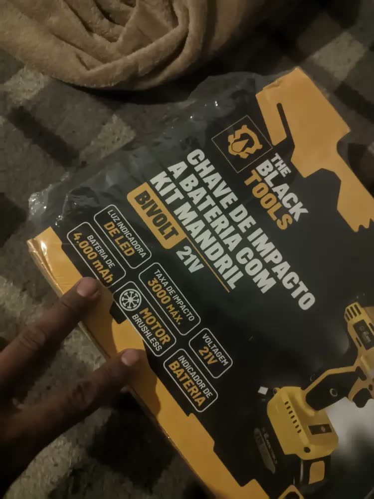 foto de Chave de Impacto a Bateria 21V 430Nm Brushless 13mm Com Maleta e 1 Bateria The Black Tools TB-21IK