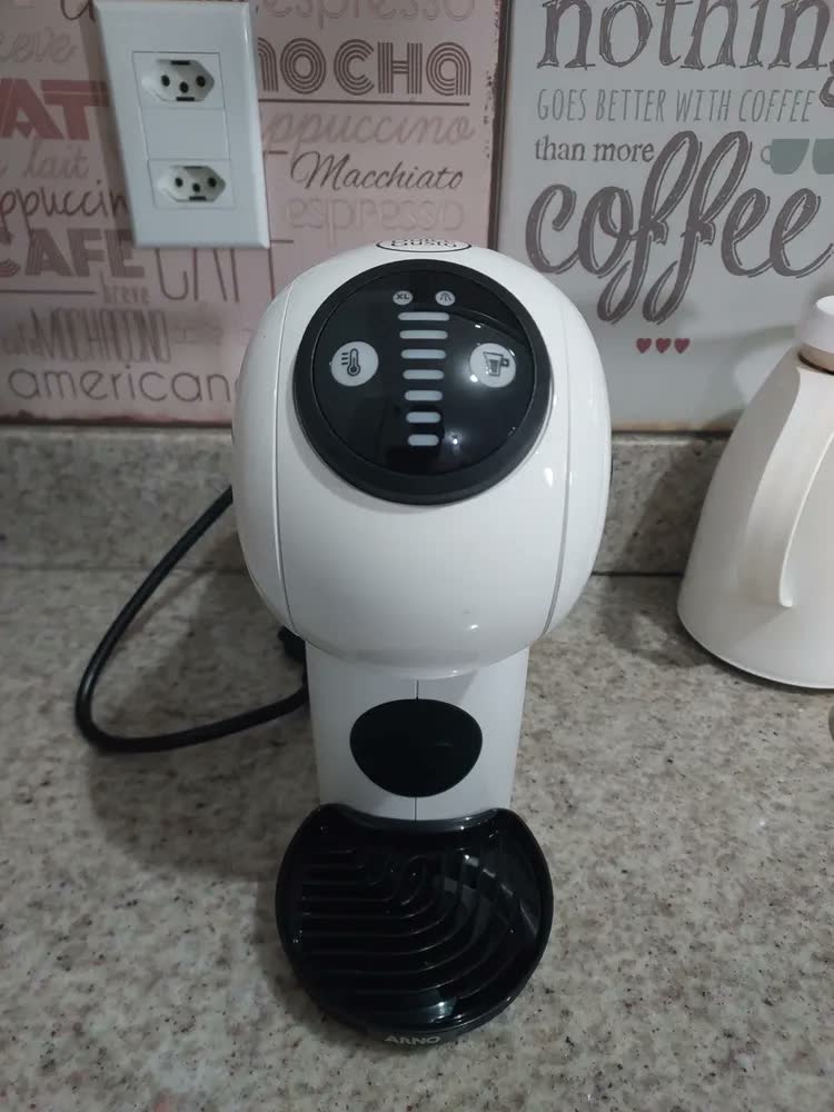 foto de Nescafé Dolce Gusto Arno Genio S Basic Branca Dgs1