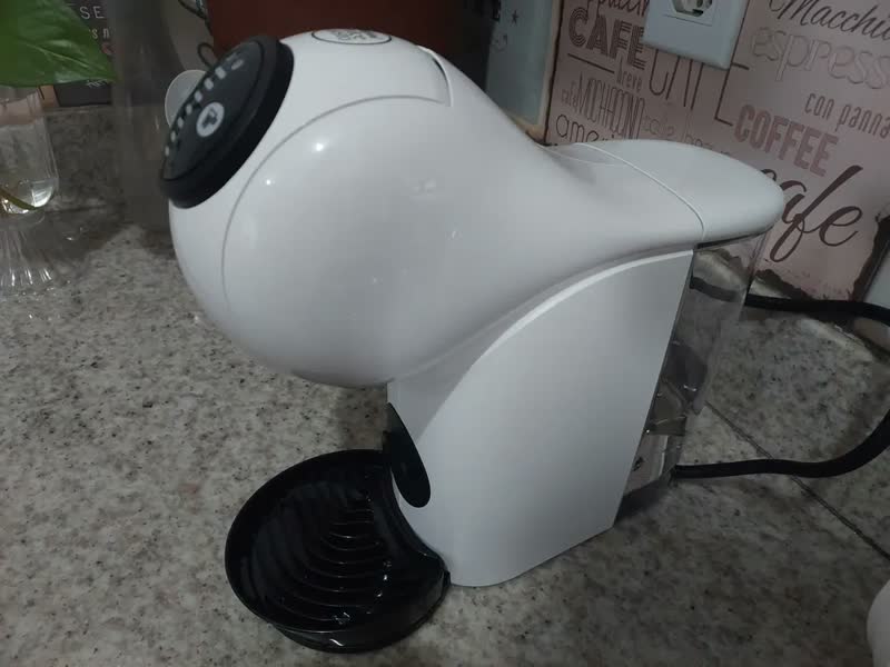 foto de Nescafé Dolce Gusto Arno Genio S Basic Branca Dgs1