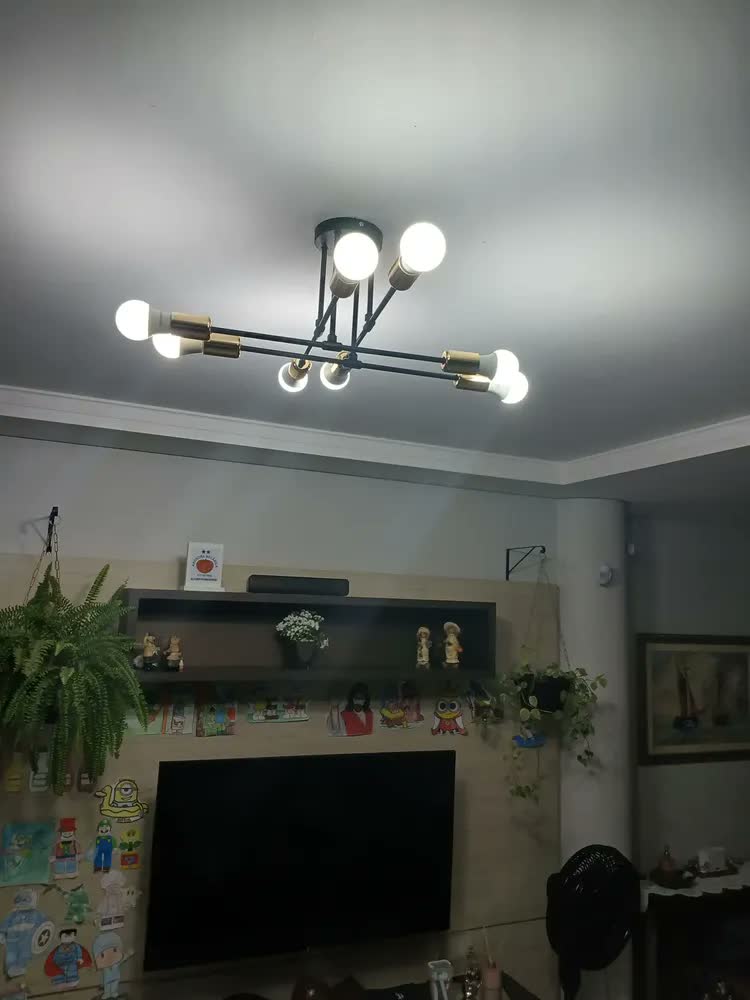 foto de Luminária Lustre Teto Moderno Pendente Para Sala 8 Lâmpadas