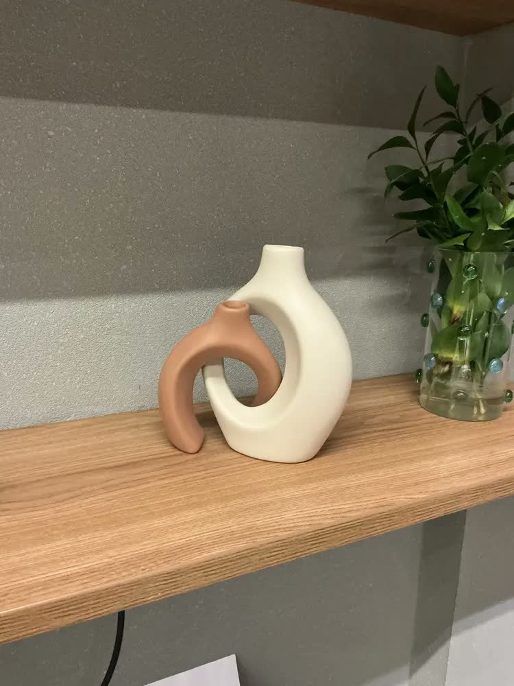 foto de Dupla De Vaso Decorativo Em Ceramica Enfeite De Sala