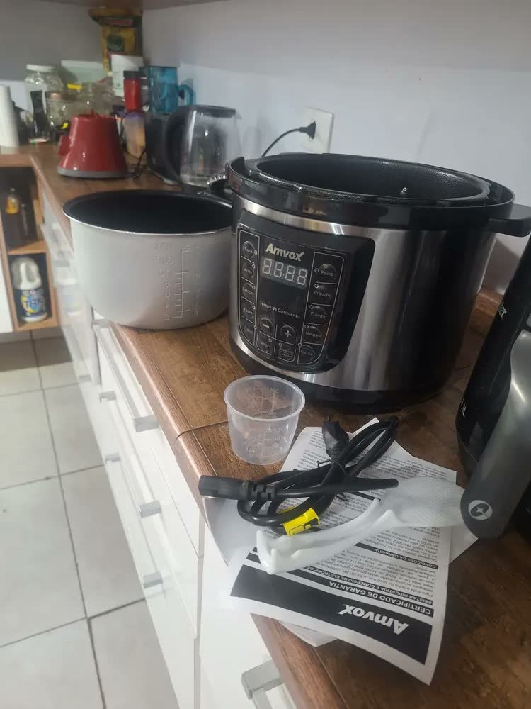 foto de Panela Elétrica Pressão 5 Litros Digital Multifuncional 900W Timer Feijão Sopa Amvox Aps050 127