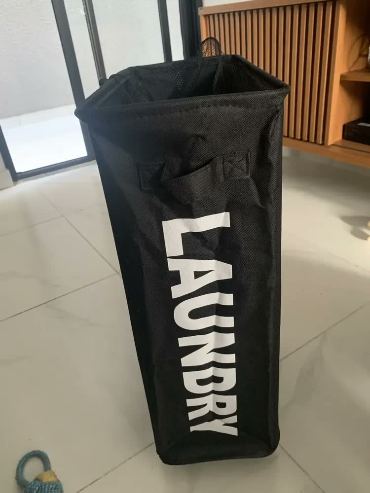 foto de Cesto de Roupa Suja com Rodinhas Dobrável Easy Decor Preto 44L