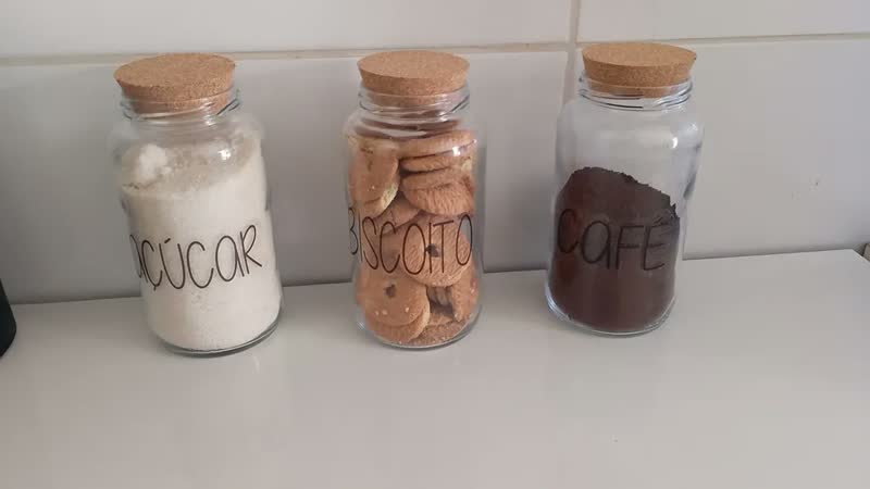 foto de Kit 3 Potes De Vidro 810ml - Tampa De Rolha Cantinho Do Café Cor Café Açúcar Leite Em Pó