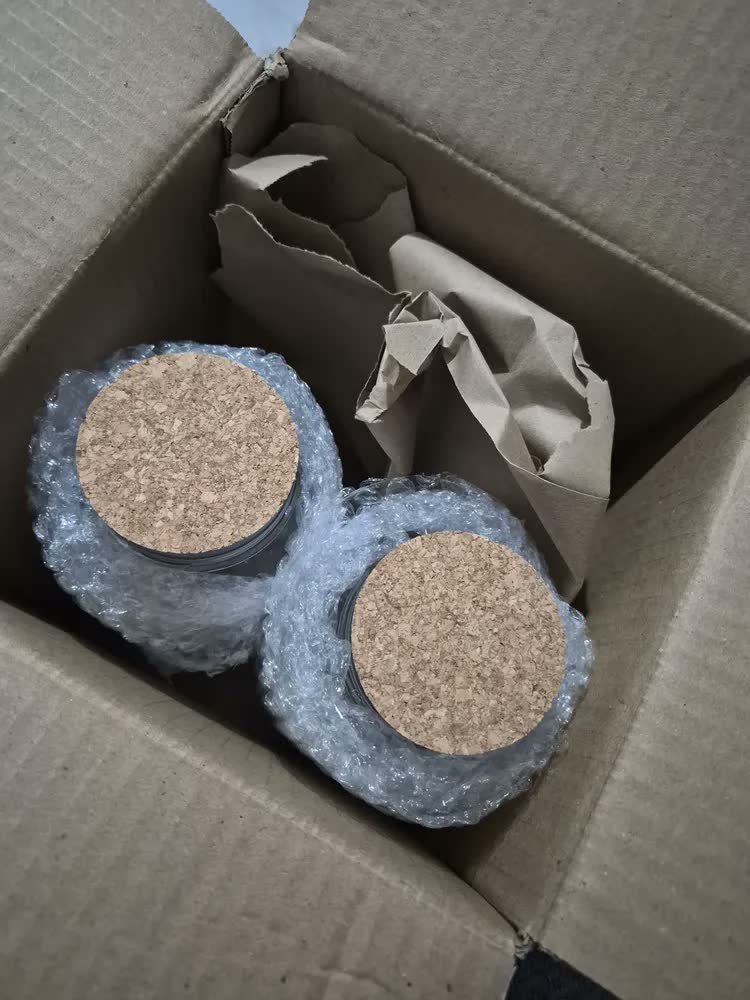foto de Kit 3 Potes De Vidro 810ml - Tampa De Rolha Cantinho Do Café Cor Café Açúcar Leite Em Pó