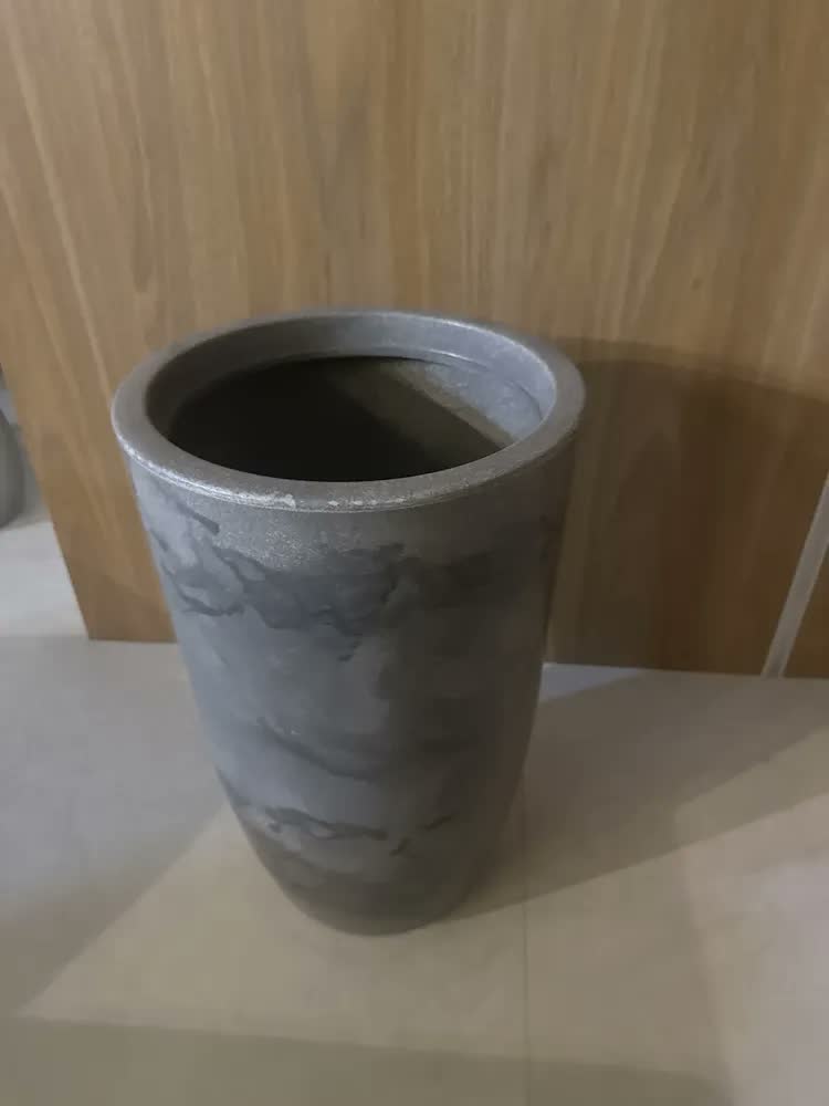 foto de Vaso Para Planta Cone Decorativo Polietileno Com Prato 48x29