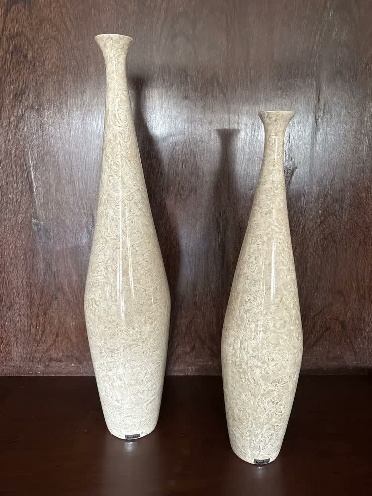 foto de Dupla Garrafa Tulipa Decoração Cerâmica Marmorizada Petra