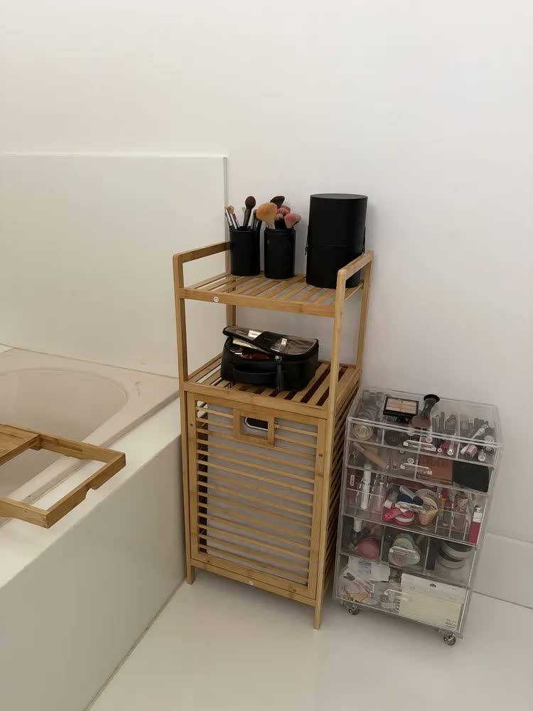 foto de Cesto De Roupa Suja De Bambu Organizador Inclinável 02 Prateleiras Multiuso