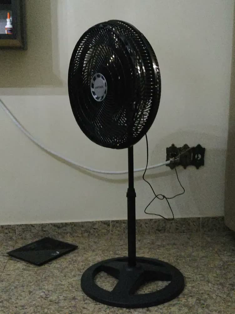 foto de Ventilador de Coluna 50 Cm Turbo 10 Pás 150W Oscilante 3 Velocidades Preto Ventisol 17594