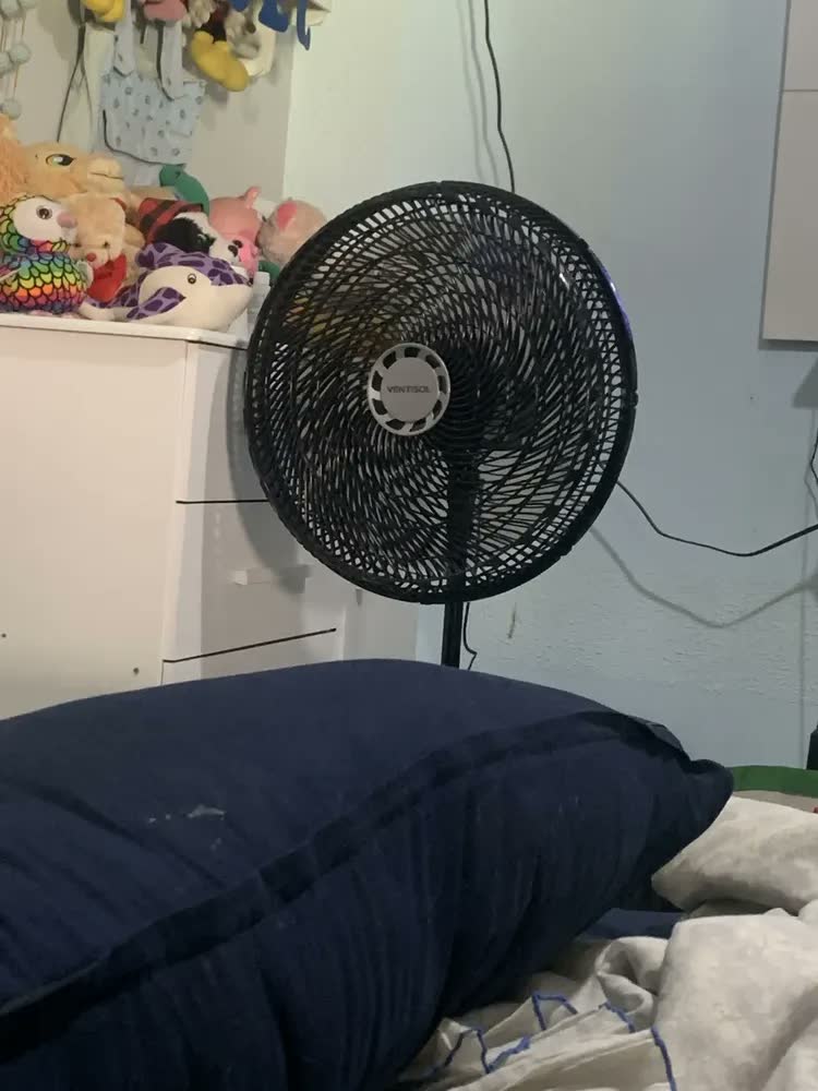 foto de Ventilador de Coluna 50 Cm Turbo 10 Pás 150W Oscilante 3 Velocidades Preto Ventisol 17594