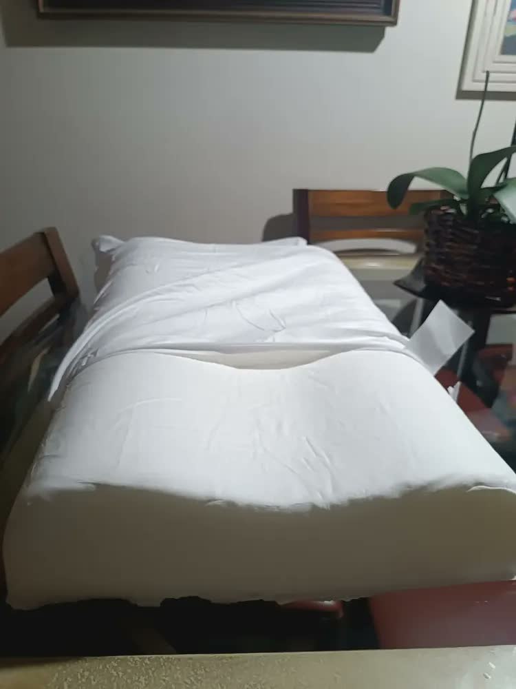 foto de Travesseiro Comfort Cervical Nap Plush Anatomico Ergonomico Cor Branco