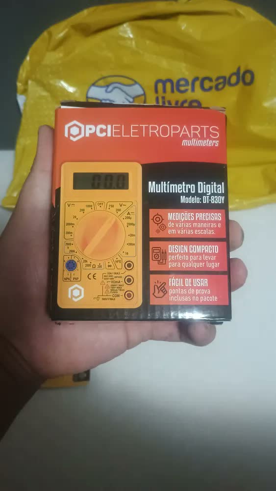 foto de Multimetro Digital Portátil Profissional Com Bateria Inclusa Para Teste Medição Tensão Personalized View