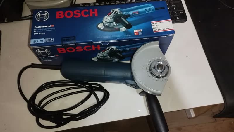 foto de Esmerilhadeira Gws 9-125 S Bosch Controle Velocidade 900w