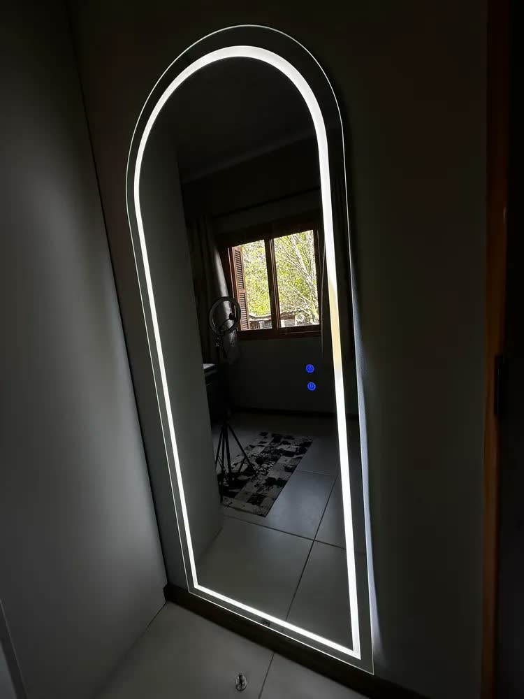 foto de Espelho Oval Base Reta Camarim 2 Cores 180x80 Touch Screen Moldura Branco/neutro