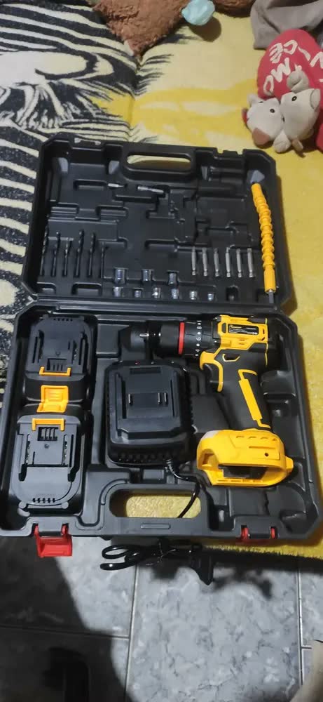 foto de Furadeira Parafusadeira Impacto Runport Brushless 21V Sem Fio 45Nm 2 Baterias 2.0Ah Carregador Rápido Kit Brocas Bits Soquetes Acessórios