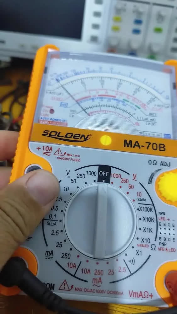 foto de Multiteste Analógico Ma-70b C/ 200 Mega Ohms De Resistencia