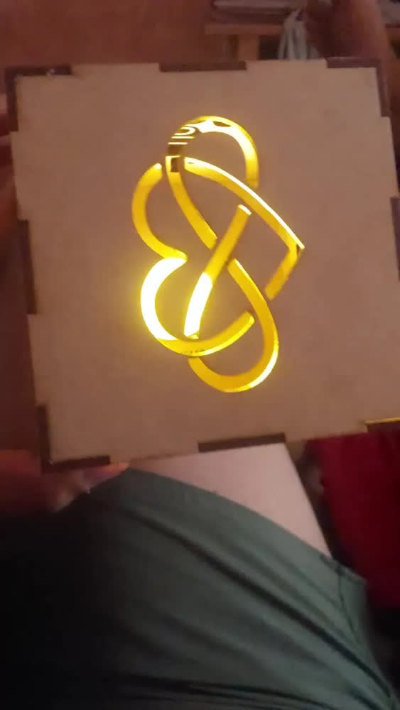 foto de Caixa Luminária Led Presente Namorado Aniversário Casamento Estrutura Madeira Mdf