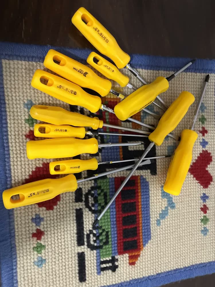foto de Kit Jogo 12 Chaves De Fenda Phillips Profissional Imantado