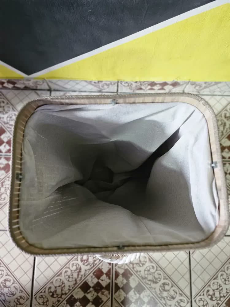 foto de Cesto De Roupa Bambu Dobrável Retangular C/ Tampa E Forro 70l Casa Uno