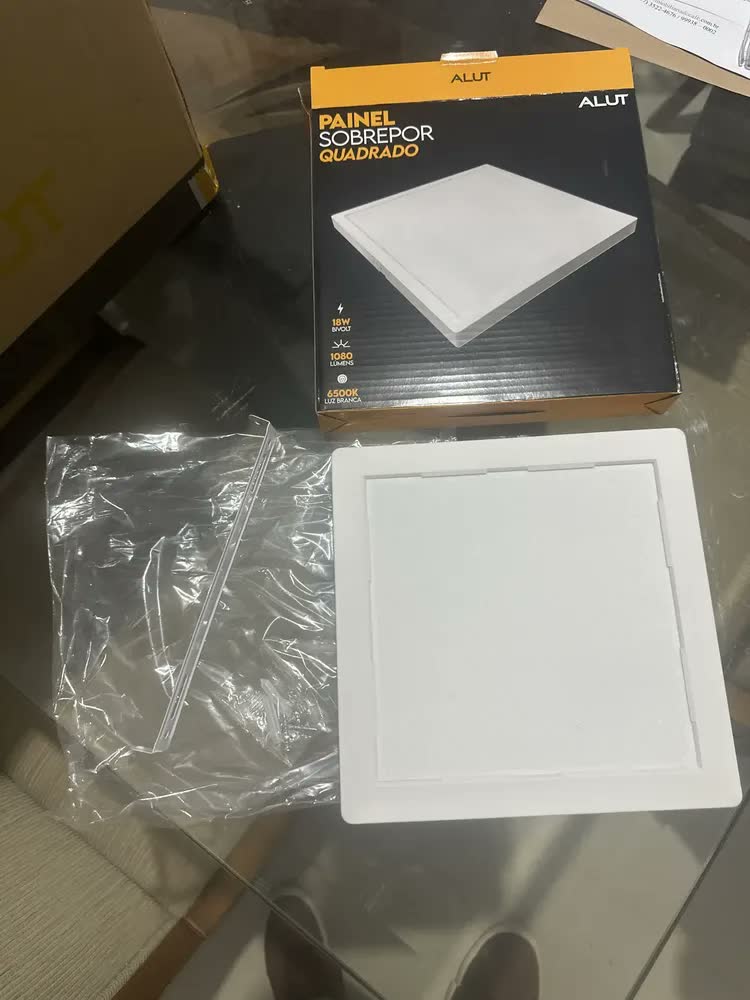 foto de Kit 10 Painel Led Plafon Easy 18w 6500k Branco Frio Bivolt sobrepor Quadrado Cod: ALUT000505-10 Alut By Avant