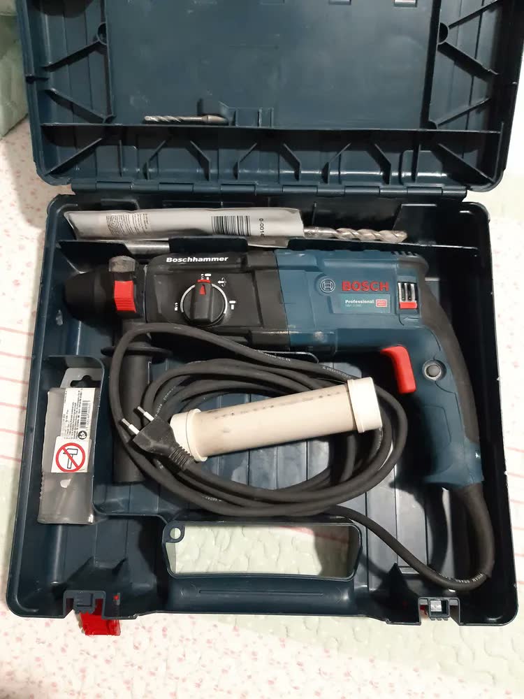 foto de Martelete Bosch Professional Gbh 2-24 D 820w + Acessórios Cor Azul-celeste