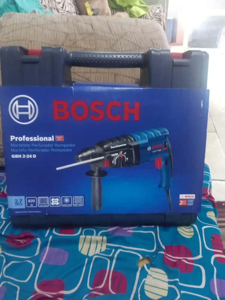 foto de Martelete Bosch Professional Gbh 2-24 D 820w + Acessórios Cor Azul-celeste