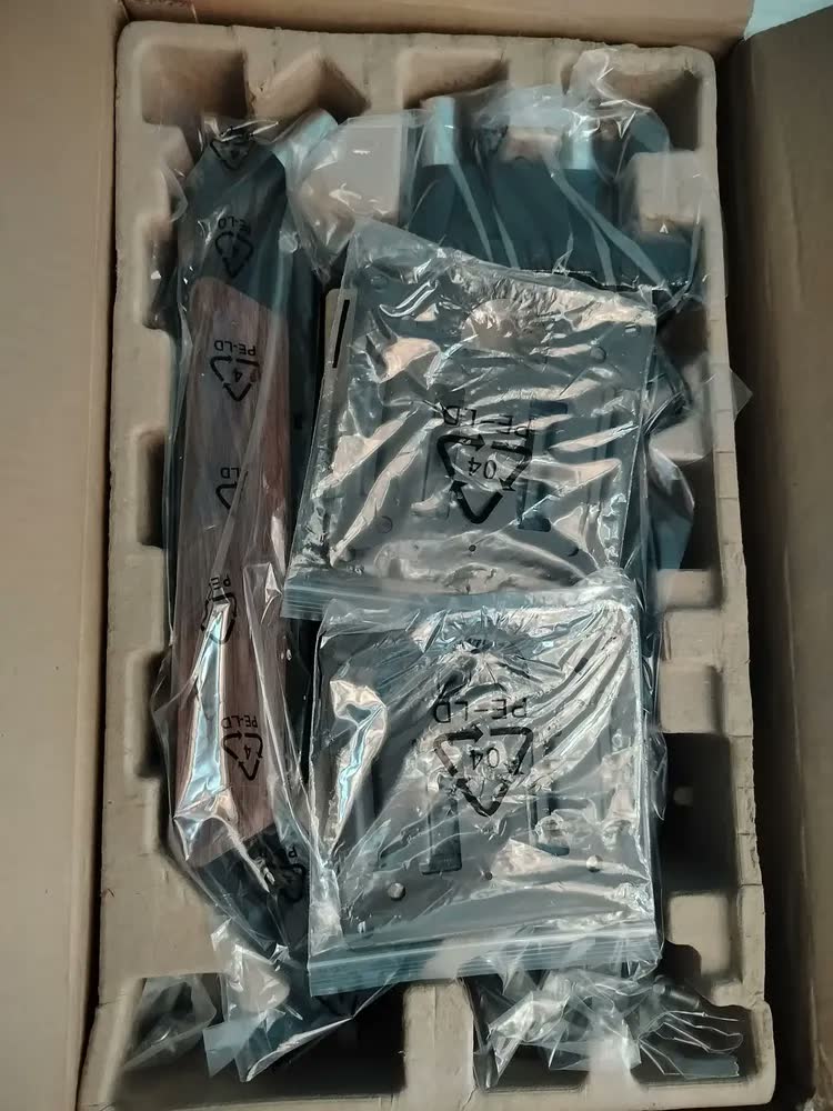foto de Suporte Articulado para Monitor Zinnia Rust 200 Preto, com Pistão a Gás, para Telas de 17